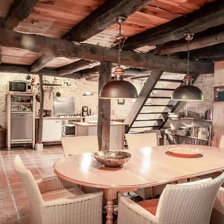 Camp Del Four 別荘