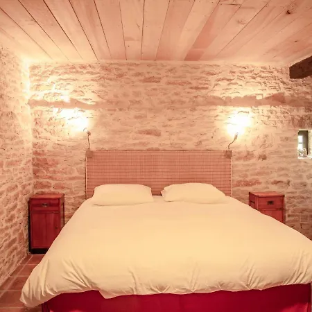 Camp Del Four 4 Pers Holiday home Puy-l'Eveque